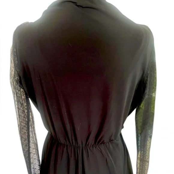 Black BCBG Lace sleeve relaxed fit romper, Jumpsuit,Draped, V neck,shorts, Small - Picture 7 of 8